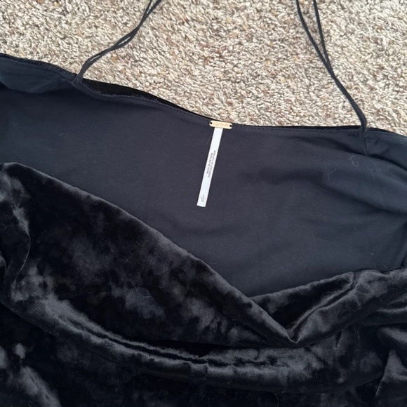 Free People Perfect Date Top 
size Large 
Black - Picture 11 of 12